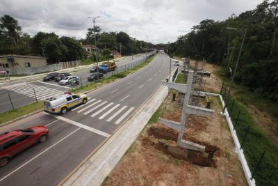 notícia: Mais uma passarela será instalada na João Paulo II. Trânsito será interditado