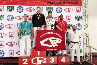 notícia: Carateca ganha ouro em Circuito Nacional CBK em Minas Gerais