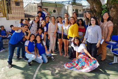 notícia: Escola usa educação, cultura, esporte e lazer no combate ao uso de drogas