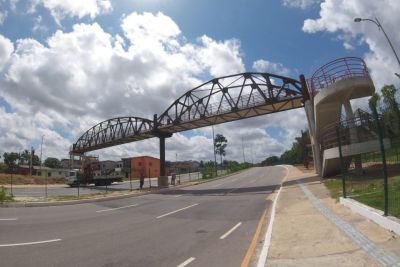 notícia: Trânsito será interditado para instalação da quinta passarela na Avenida João Paulo II
