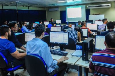 notícia: Academia de Polícia Civil inicia curso na área de comunicações telefônicas
