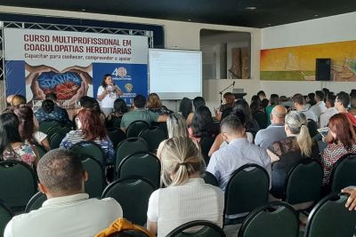 notícia: Hemopa capacita profissionais na área de coagulopatias em Santarém