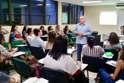notícia: Ações do TerPaz são debatidas com técnicos municipais da assistência social