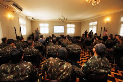notícia: Oficiais do Exército conhecem a realidade do Pará e os avanços na gestão