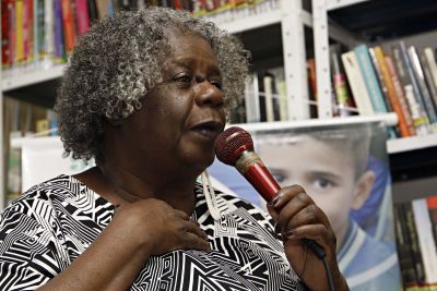 notícia: Encontro literário traz a voz e a trajetória da escritora Conceição Evaristo