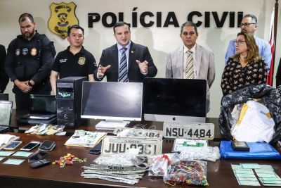 notícia: Operação desarticula esquema de corrupção que vendia veículos roubados