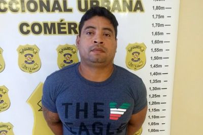 notícia: Polícia prende acusados de tentativa de assalto em prédio estadual