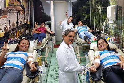 notícia: Corredores participam de campanha de doação de sangue em Ananindeua