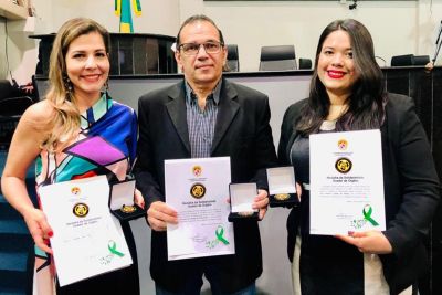 notícia: Profissionais recebem homenagem por atuação em prol da doação de órgãos