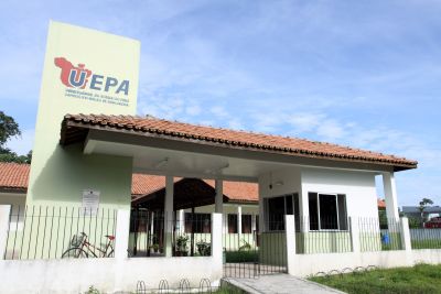 notícia: Campus da Uepa promove curso voltado para educação de surdos