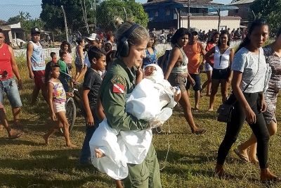 notícia: Serviço Aeromédico da Sespa traz a Belém criança vítima de queimadura