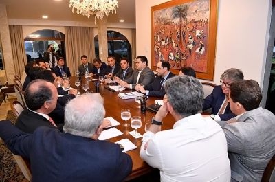 notícia: Pará discute em Brasília destinação de recursos do leilão do petróleo