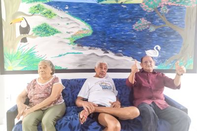 notícia: Abrigo estadual celebra Dia do Idoso com espaço de beleza