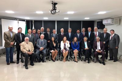 notícia: Novo Colégio de Vogais da Jucepa é empossado 
