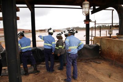 Estado recebe relatório da Alepa sobre situação de barragens no Pará Estado recebe relatório da Alepa sobre situação de barragens no Pará