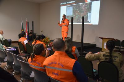 notícia: Workshop capacita integrantes da Defesa Civil de 61 municípios