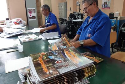 notícia: Vítimas de escalpelamento recebem caderno pedagógico para auxiliar nos estudos