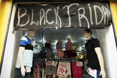 notícia: Procon reforça ao consumidor cuidados necessários na Black Friday