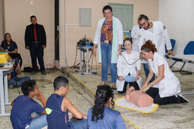 notícia: Alunos da Escola Deodoro de Mendonça aprovam o 'Santa Casa nas Escolas'