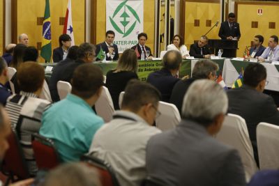 notícia: Emateres de todo o Brasil debatem desafios da agricultura e crescimento econômico