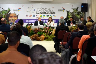 notícia: Segurança Pública é debatida durante Fórum de Governadores 