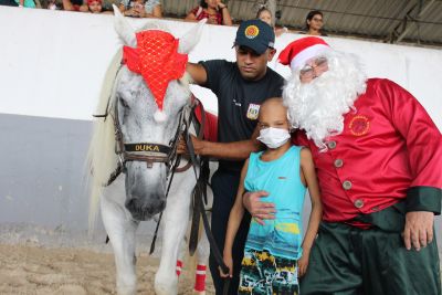 notícia: Polícia Militar realiza "Natal Solidário" para crianças em tratamento do câncer em Belém