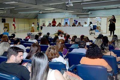 notícia: Ensino público para alunos com deficiência é debatido durante Jornada da Educação Especial