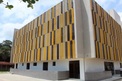 notícia: Governo do Estado conclui obras do Ambulatório Médico de Especialidades