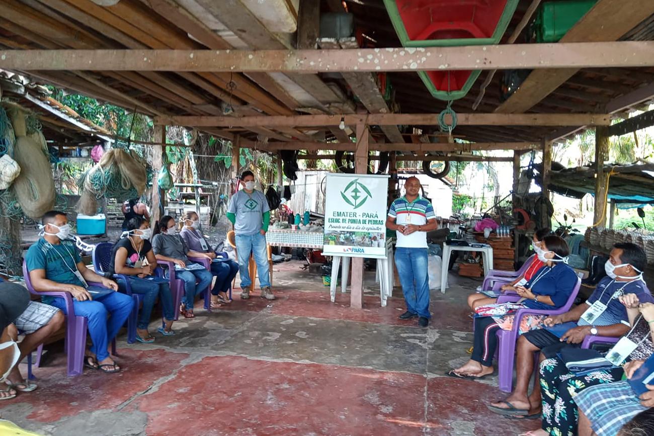 IFT  Moradores das Resex do Marajó participam de oficinas sobre Manejo de  Açaizal