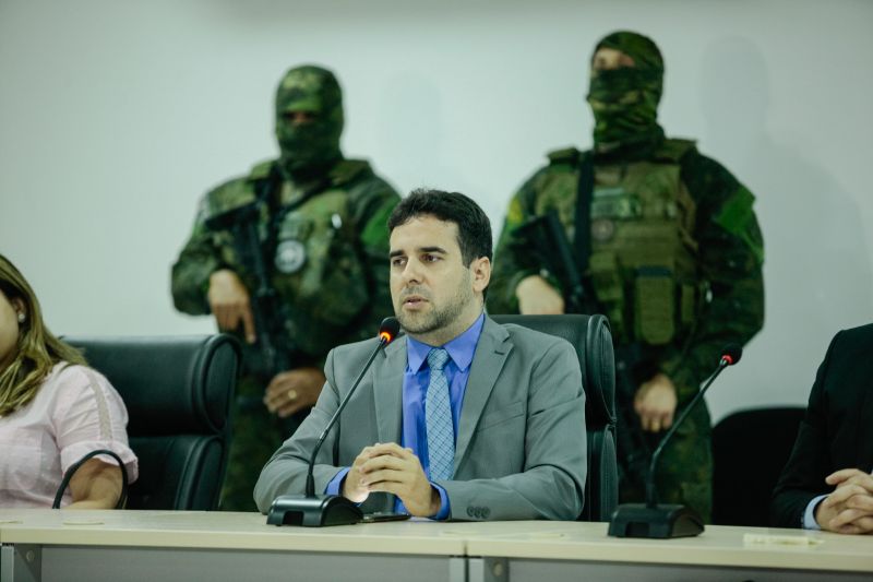 Fernando Bezerra - Delegado <div class='credito_fotos'>Foto: Jader Paes / Agência Pará   |   <a href='/midias/2020/originais/5841_cbe5e19e-c113-9770-7766-6ff77f4b5392.jpg' download><i class='fa-solid fa-download'></i> Download</a></div>