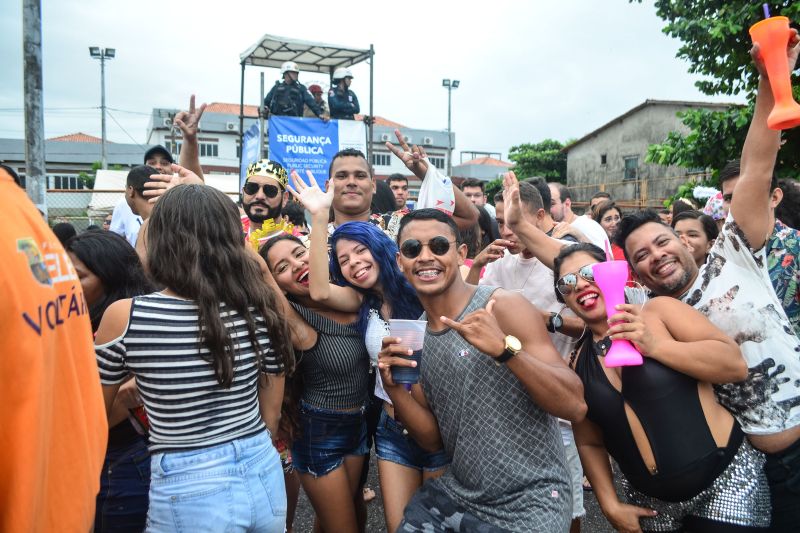 A Secretaria de Segurança Pública e Defesa Social do Pará (Segup) realizou, nesta quinta-feira (16), uma reunião de avaliação das ações desenvolvidas no primeiro final de semana da Operação Pré-Carnaval, bem como ajustes para os próximos eventos que serão promovidos no sábado e domingo (18 e 19). O reforço no policiamento será mantido. <div class='credito_fotos'>Foto: Elielson Modesto / Ascom Segup | <a href='/midias/2020/originais/5880_fe8d7afd-32c6-f09a-7f0f-4adf65db17a1.jpg' download><i class='fa-solid fa-download'></i> Download</a></div>
