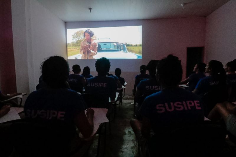 Belém, Pará, Brasil. SESSÃO CINEMA CRF - 18/01/2020. Foto: Ricardo Amanajás / Agência Pará. <div class='credito_fotos'>Foto: Ricardo Amanajás / Ag. Pará | <a href='/midias/2020/originais/5897_36206471-c73a-8278-afce-b7a133abced4.jpg' download><i class='fa-solid fa-download'></i> Download</a></div>