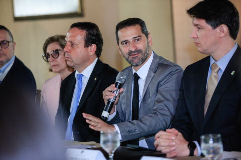 Ualame Machado  - Secretario de Seguranca <div class='credito_fotos'>Foto: Jader Paes / Agência Pará   |   <a href='/midias/2020/originais/5907_454e9363-2a44-1e2f-7265-386de089812b.jpg' download><i class='fa-solid fa-download'></i> Download</a></div>