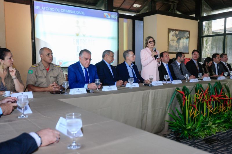 Ana Pelini . Secretaria Executiva do Ministerio da Cidadania <div class='credito_fotos'>Foto: Jader Paes / Agência Pará   |   <a href='/midias/2020/originais/5907_8089f408-f263-e08b-993b-13efa2f23a7d.jpg' download><i class='fa-solid fa-download'></i> Download</a></div>