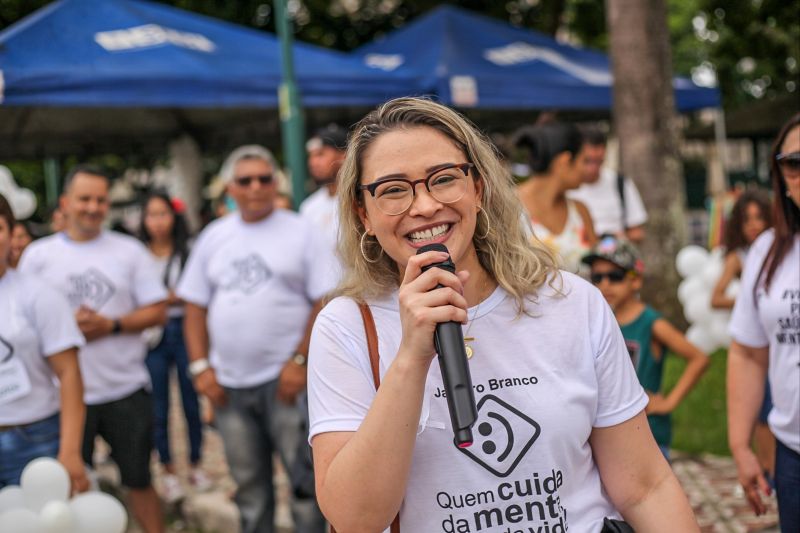 A sociedade Civil organizada com apoio do estado, iniciaram a campanha voltada a saúde mental denominada 'Janeiro Branco '.