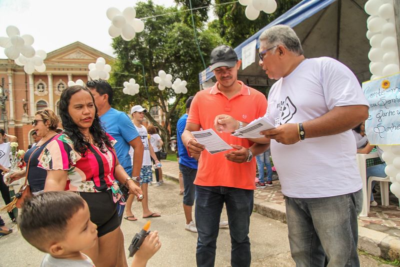 A sociedade Civil organizada com apoio do estado, iniciaram a campanha voltada a saúde mental denominada 'Janeiro Branco '.