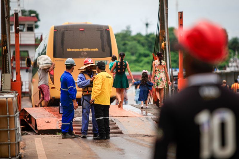 Mojú, Pará, Brasil.
uma semana da entrega da ponte União (Alça Viária)
Operários falam sobre os desafios de trabalhar em uma obra de grande importância para o Estado.
Fotos: Pedro Guerreiro / Ag. Pará <div class='credito_fotos'>Foto: Pedro Guerreiro / Ag. Pará | <a href='/midias/2020/originais/5925_1a11a09a-9f80-c7b5-df08-c1ca42de0773.jpg' download><i class='fa-solid fa-download'></i> Download</a></div>