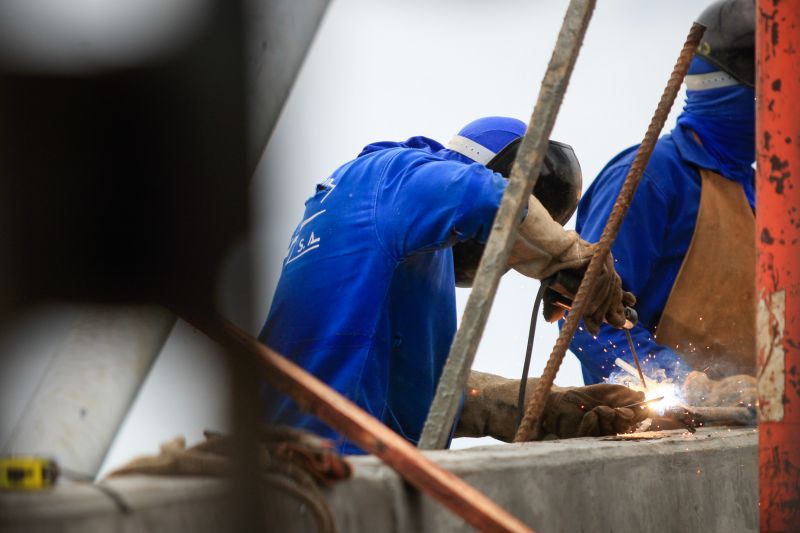 Mojú, Pará, Brasil.
uma semana da entrega da ponte União (Alça Viária)
Operários falam sobre os desafios de trabalhar em uma obra de grande importância para o Estado.
Fotos: Pedro Guerreiro / Ag. Pará <div class='credito_fotos'>Foto: Pedro Guerreiro / Ag. Pará | <a href='/midias/2020/originais/5925_6974b145-dad0-478e-a1f6-dcf70d5bb969.jpg' download><i class='fa-solid fa-download'></i> Download</a></div>