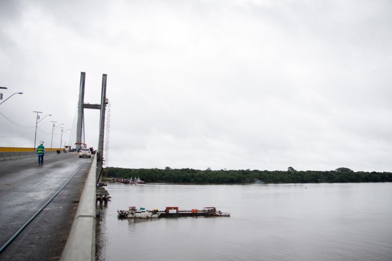 Mojú, Pará, Brasil.
uma semana da entrega da ponte União (Alça Viária)
Operários falam sobre os desafios de trabalhar em uma obra de grande importância para o Estado.
Fotos: Pedro Guerreiro / Ag. Pará <div class='credito_fotos'>Foto: Pedro Guerreiro / Ag. Pará | <a href='/midias/2020/originais/5925_d1e2f709-0740-aa54-f563-58348f5482a6.jpg' download><i class='fa-solid fa-download'></i> Download</a></div>