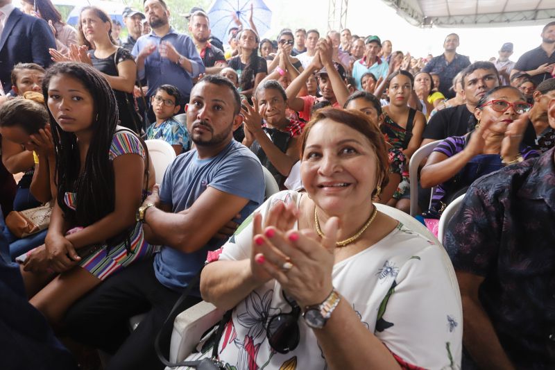 O governador do Pará, Helder Barbalho, visitou na manhã desta terça-feira (28), o município de Castanhal e firmou compromissos importantes para o desenvolvimento da cidade e região.