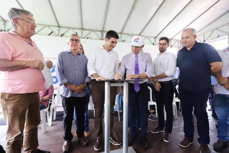 O governador do Pará, Helder Barbalho, visitou na manhã desta terça-feira (28), o município de Castanhal e firmou compromissos importantes para o desenvolvimento da cidade e região.