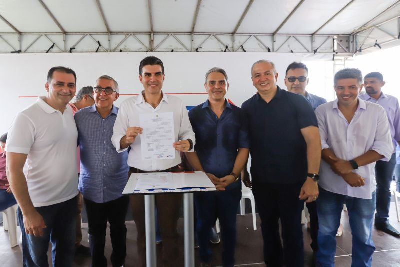 O governador do Pará, Helder Barbalho, visitou na manhã desta terça-feira (28), o município de Castanhal e firmou compromissos importantes para o desenvolvimento da cidade e região.