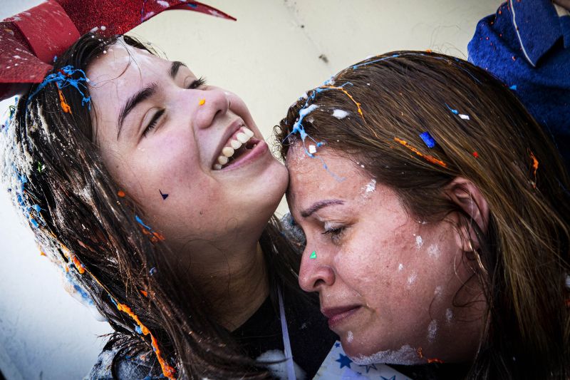DivulgaÃ§Ã£o do listÃ£o de aprovados  no Prosel 2020 da Universidade do Estado do ParÃ¡ (Uepa), na manhÃ£ desta quinta-feira, 30, na reitoria da Universidade, em BelÃ©m.

FOTO: NAILANA THIELY/ ASCOM UEPA
DATA: 30.01.20
BELÃ‰M-PARÃ <div class='credito_fotos'>Foto: Nailana Thiely / Ascom Uepa   |   <a href='/midias/2020/originais/5934_4e9128eb-4860-c6b1-3aea-682df87d063e.jpg' download><i class='fa-solid fa-download'></i> Download</a></div>