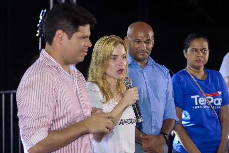 Pelo menos 700 moradores do bairro da Cabanagem participaram do sorteio de 120 novas geladeiras no Estacionamento A2 do Estádio Olímpico do Pará, o Mangueirão, na noite desta sexta, 31. <div class='credito_fotos'>Foto: Marco Santos / Ag. Pará | <a href='/midias/2020/originais/5943_63f17362-f801-33ee-fcaa-c19332732531.jpg' download><i class='fa-solid fa-download'></i> Download</a></div>