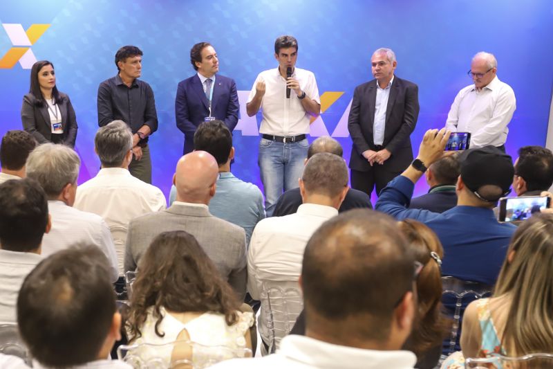 Ato de inauguração da Superintendência Executiva da Caixa Econômica Federal de Santarém. <div class='credito_fotos'>Foto: Marco Santos / Ag. Pará | <a href='/midias/2020/originais/5970_4e4c396f-4764-9b21-cb63-365f86b36574.jpg' download><i class='fa-solid fa-download'></i> Download</a></div>