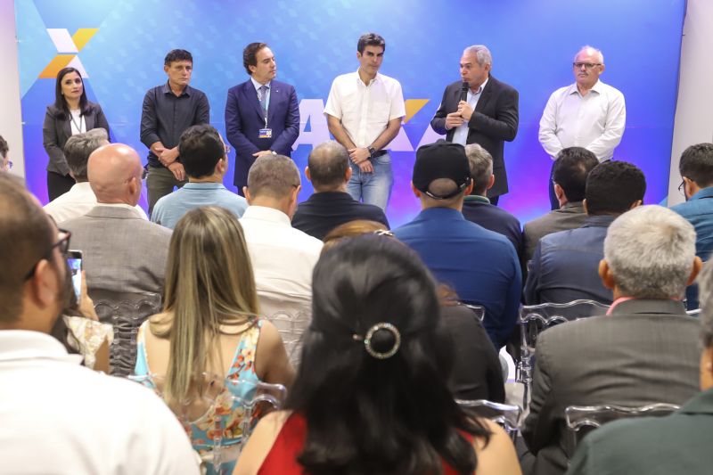 Ato de inauguração da Superintendência Executiva da Caixa Econômica Federal de Santarém. <div class='credito_fotos'>Foto: Marco Santos / Ag. Pará | <a href='/midias/2020/originais/5970_5640ad1c-cbff-4d0e-93e0-14c85175567b.jpg' download><i class='fa-solid fa-download'></i> Download</a></div>
