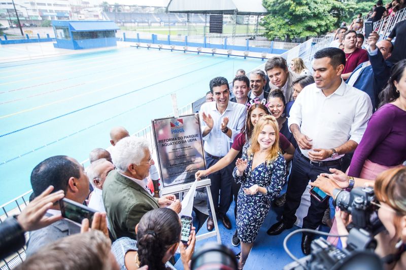 m dos mais importantes complexos esportivos da região e berço dos atletas paraenses, o Parque Aquático da Universidade do Estado do Pará (Uepa), foi reaberto nesta segunda-feira (10), em cerimônia presidida pelo governador do Estado, Helder Barbalho, e pelo reitor da Uepa, Rubens Cardoso. Há 3 anos, o espaço fechou para obras. A Universidade aguardava um recurso federal para execução dos serviços, mas no ano passado, a gestão atual retomou as obras com recursos próprios. Um investimento do tesouro Estadual de mais de R$ 2,4 milhões para devolver ao Estado o complexo. <div class='credito_fotos'>Foto: Marco Santos / Ag. Pará | <a href='/midias/2020/originais/5978_9c743675-88e9-588a-d7a2-3bb6fcefa88a.jpg' download><i class='fa-solid fa-download'></i> Download</a></div>