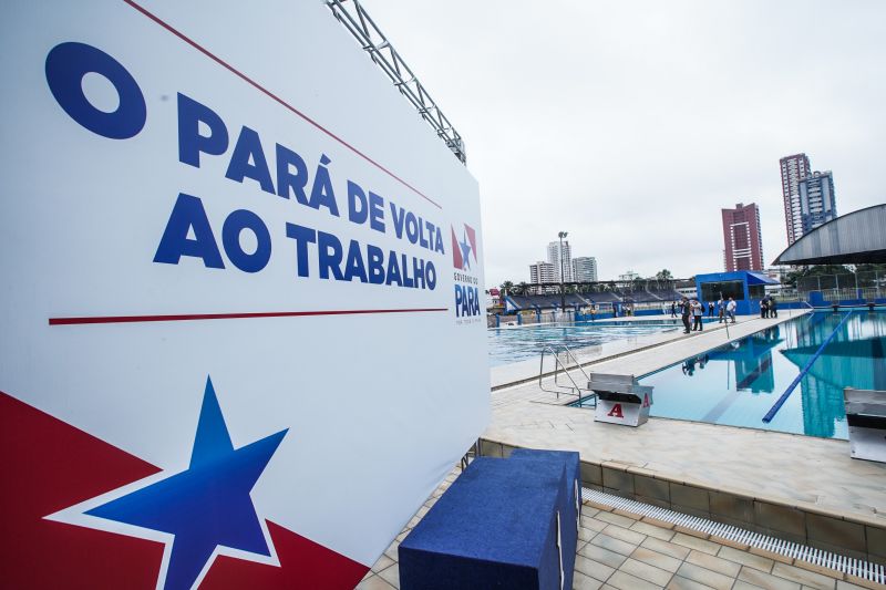 m dos mais importantes complexos esportivos da região e berço dos atletas paraenses, o Parque Aquático da Universidade do Estado do Pará (Uepa), foi reaberto nesta segunda-feira (10), em cerimônia presidida pelo governador do Estado, Helder Barbalho, e pelo reitor da Uepa, Rubens Cardoso. Há 3 anos, o espaço fechou para obras. A Universidade aguardava um recurso federal para execução dos serviços, mas no ano passado, a gestão atual retomou as obras com recursos próprios. Um investimento do tesouro Estadual de mais de R$ 2,4 milhões para devolver ao Estado o complexo. <div class='credito_fotos'>Foto: Marco Santos / Ag. Pará | <a href='/midias/2020/originais/5978_b7c2cc7a-8690-8a7b-e08c-42455e4bc71e.jpg' download><i class='fa-solid fa-download'></i> Download</a></div>