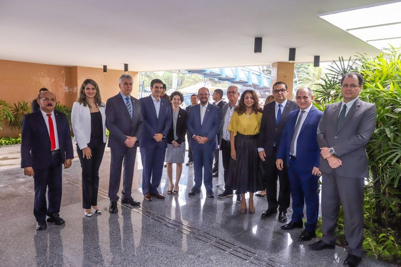 Nesta segunda feira (10), em Ananindeua, foi realizada a solenidade de entrega da reforma da sede do Ministério Público do município, que foi inaugurada há 25 anos. <div class='credito_fotos'>Foto: Marco Santos / Ag. Pará | <a href='/midias/2020/originais/5979_f9fa2ca6-3ba9-c380-9fa4-fde86561e6bd.jpg' download><i class='fa-solid fa-download'></i> Download</a></div>