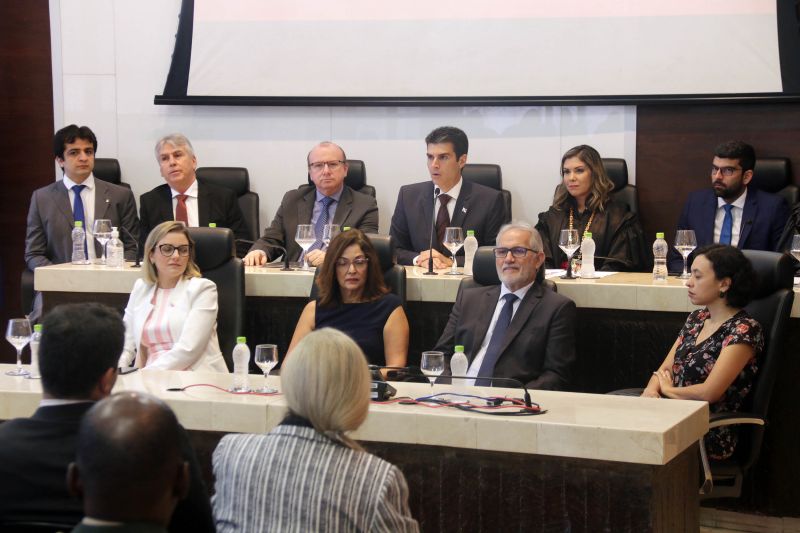 Ministério Público de Contas do Estado do Pará - Sessão Solene de Posse - Procurador Geral <div class='credito_fotos'>Foto: Bruno Cecim / Ag.Pará | <a href='/midias/2020/originais/5996_6ec489ed-3211-cde8-8bf4-922f72bf56bf.jpg' download><i class='fa-solid fa-download'></i> Download</a></div>